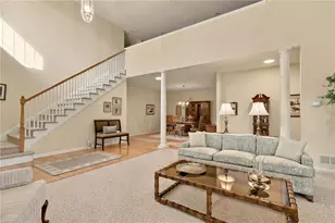 870 E Homestead Ln, Williams Township, PA 18042 - Photo 17