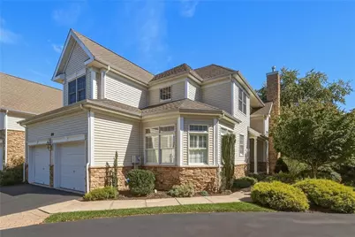 870 E Homestead Lane, Williams Township, PA 18042 - Photo 1