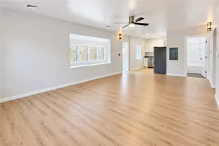 403 Walnut St, Bath, PA 18014 - Photo 25