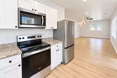 403 Walnut Street #A, Bath, PA 18014 - Photo 9
