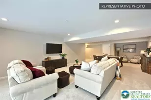 725 Fawn Wy, Pennsburg Boro, PA 18073 - Photo 13