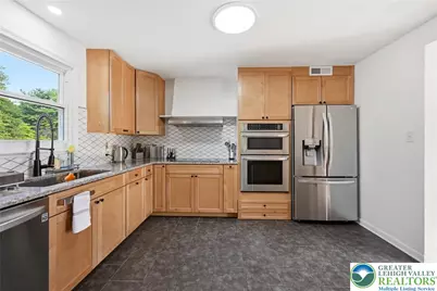 4673 Steven Lane, Lehigh Township, PA 18088 - Photo 5