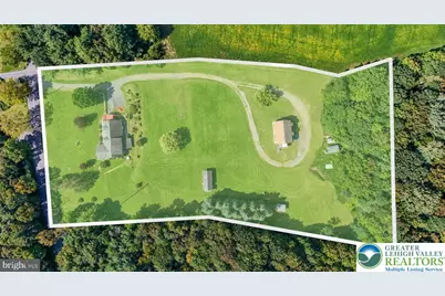 2415 Stagecoach Road W, Towamensing Twp, PA 18071 - Photo 5