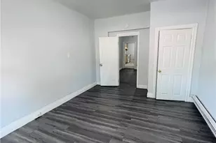 384 Tilghman W, Allentown City, PA 18102 - Photo 5