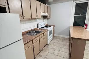 384 Tilghman W, Allentown City, PA 18102 - Photo 11