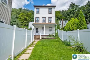 428 Center Ave, Jim Thorpe Boro, PA 18229 - Photo 1