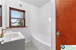 1722 S Albert St, Allentown City, PA 18103 - Photo 19
