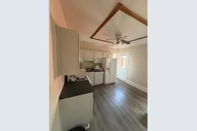 24 N 11th Street #2, Allentown City, PA 18101 - Photo 3