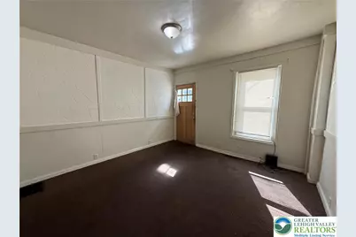 525 Elliger Street, Allentown City, PA 18102 - Photo 3