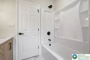 133 W Central Ave, East Bangor, PA 18013 - Photo 27