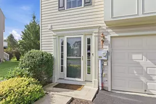 1120 Sparrow Way, Upper Macungie Township, PA 18031 - Photo 3