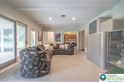 4036 Wedgewood Road, South Whitehall Township, PA 18104 - Photo 11