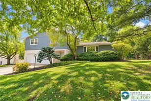 4036 Wedgewood Rd, South Whitehall Township, PA 18104 - Photo 1