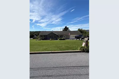 646 Lehigh Gap Street, Walnutport Boro, PA 18088 - Photo 3