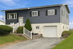 723 Circle Dr, Catasauqua Boro, PA 18032 - Photo 1