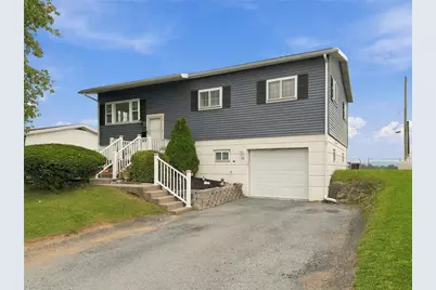 723 Circle Drive, Catasauqua Boro, PA 18032 - Photo 3