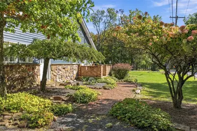 14 Twin Lake Road, Penn Forrest, PA 18210 - Photo 5