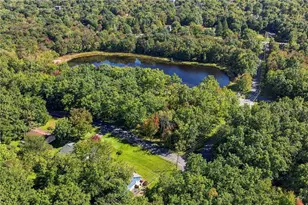 14 Twin Lake Rd, Penn Forrest, PA 18210 - Photo 13