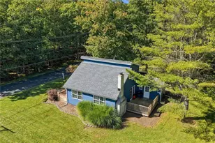 14 Twin Lake Rd, Penn Forrest, PA 18210 - Photo 9