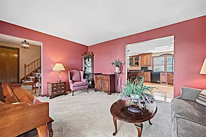 1920 Belleview Drive, Whitehall Township, PA 18052 - Photo 7