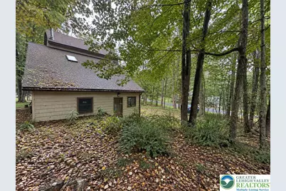 107 Lake Drive W, Clifton Twp, PA 18424 - Photo 31
