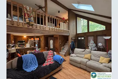 107 Lake Drive W, Clifton Twp, PA 18424 - Photo 3