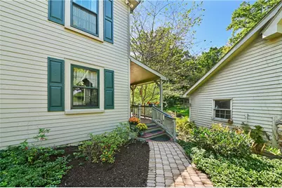2100 Dakota Drive, Palmer Twp, PA 18045 - Photo 5