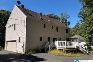 310 Lee's Run Cir, East Stroudsburg, PA 18302 - Photo 3