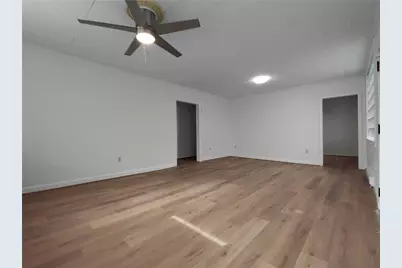 724 W Broad Street, Quakertown, PA 18951 - Photo 5