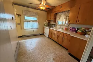 1940 Cedar Street W, Allentown City, PA 18104 - Photo 3