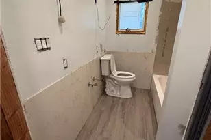 1940 Cedar Street W, Allentown City, PA 18104 - Photo 5