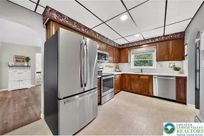 619 Parkway Road, South Whitehall Township, PA 18104 - Photo 21