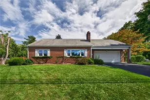 619 Parkway Rd, South Whitehall Township, PA 18104 - Photo 1