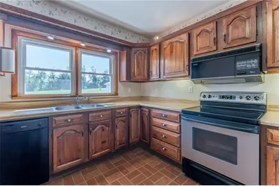 1404 Highpoint Road, Springfield Twp, PA 18036 - Photo 5