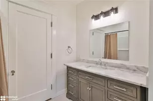 433 Seneca St, Bethlehem City, PA 18015 - Photo 37