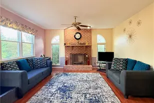 4440 Jasmine Dr, Bethlehem Township, PA 18020 - Photo 11