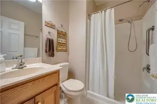 36 Glenmoor Cir N, Palmer Twp, PA 18045 - Photo 19