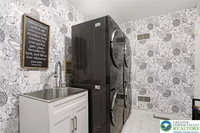 1551 Duxbury Court, South Whitehall Township, PA 18104 - Photo 5