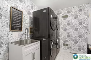1551 Duxbury Ct, South Whitehall Township, PA 18104 - Photo 5