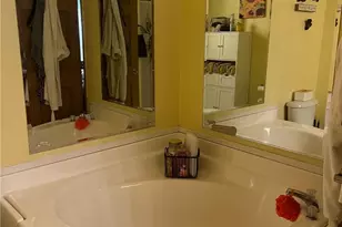 62 W Zimmer Dr, Lehigh Township, PA 18088 - Photo 13