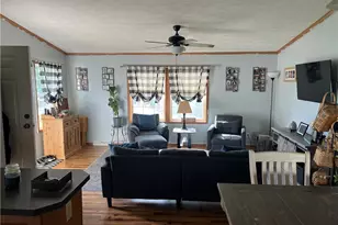 62 W Zimmer Dr, Lehigh Township, PA 18088 - Photo 3