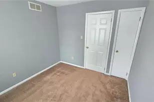 1946 Alberta Dr, Whitehall Township, PA 18052 - Photo 19