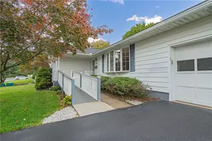 774 Butternut Ln, Easton, PA 18045 - Photo 3