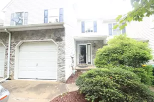 1703 Pinewind Dr, Lower Macungie Township, PA 18011 - Photo 15