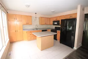 1703 Pinewind Dr, Lower Macungie Township, PA 18011 - Photo 3