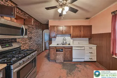 2409 Lennox Street, Wilson Boro, PA 18042 - Photo 17