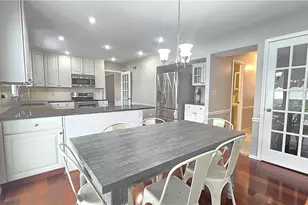 3039 Magnolia Cir, Lower Macungie Township, PA 18062 - Photo 9