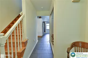 6039 Glen Rd, Coopersburg Boro, PA 18036 - Photo 7