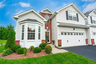 963 Spring White Dr, Upper Macungie Township, PA 18031 - Photo 1