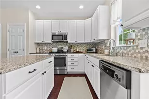 963 Spring White Dr, Upper Macungie Township, PA 18031 - Photo 9